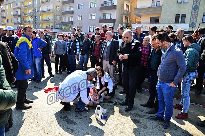 Akçaabat'ta Feci Kaza 13