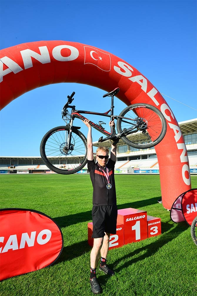 Yarışlar Nefes Kesti 12