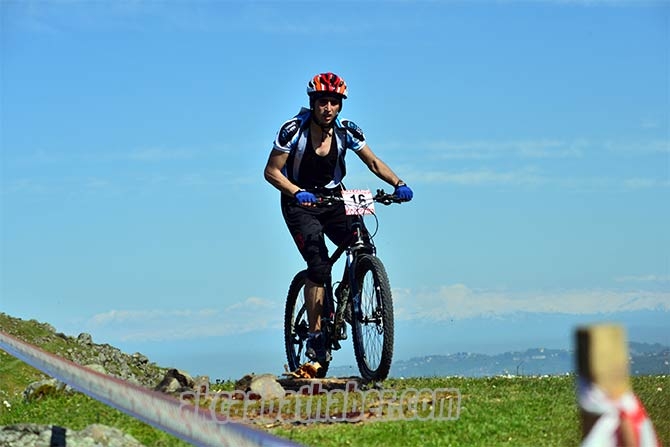 Yarışlar Nefes Kesti 4