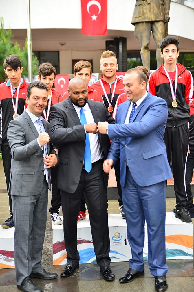 Gençlik ve Spor Bayramı çeşitli etkinlikler ile kutlandı. 17
