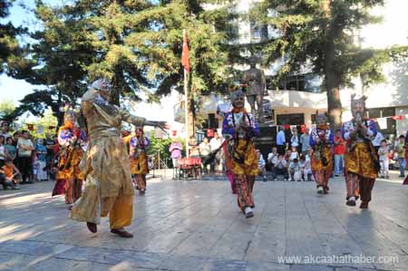 FESTİVAL SON GÜN GECE