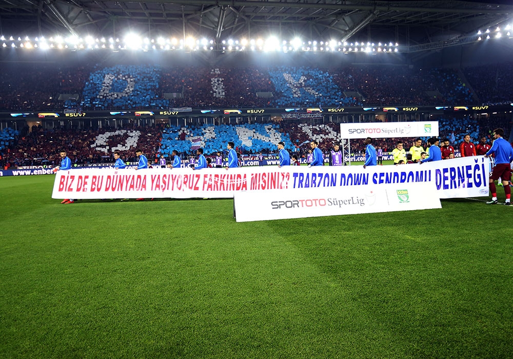 Trabzonspor 2 Galatasaray 0 4