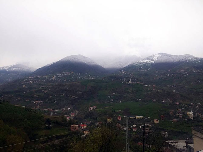 Nisan Karı Kartpostal Gibi Oldu 1