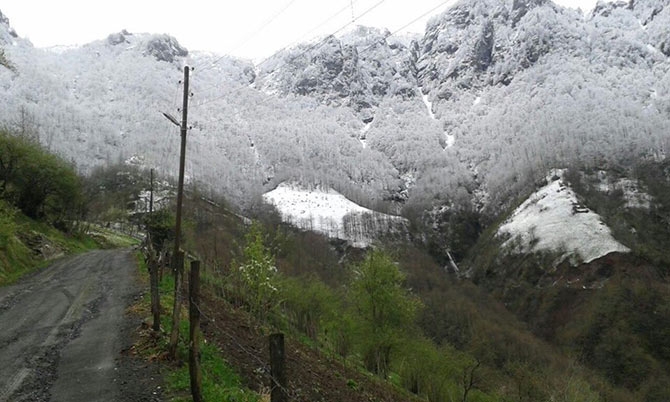 Nisan Karı Kartpostal Gibi Oldu 3