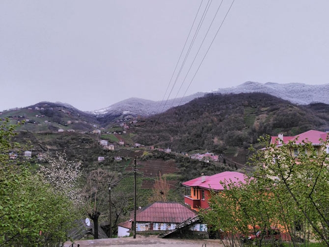 Nisan Karı Kartpostal Gibi Oldu 6