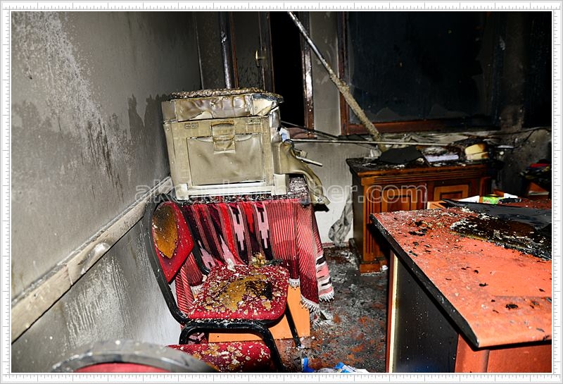 AK Parti'de Yangın 10