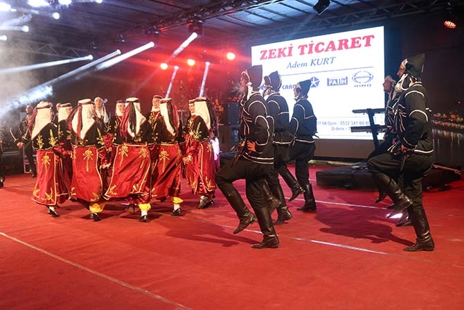 Festival Sürüyor 11