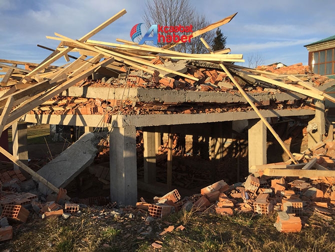 İnşaatta Göçük 1 Ölü 5 Yaralı 4