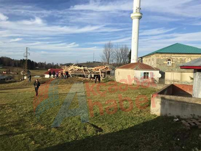 Hıdırnebi Yaylasında Camide Göçük 15