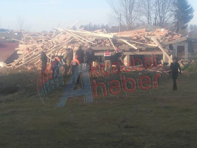 Hıdırnebi Yaylasında Camide Göçük 16