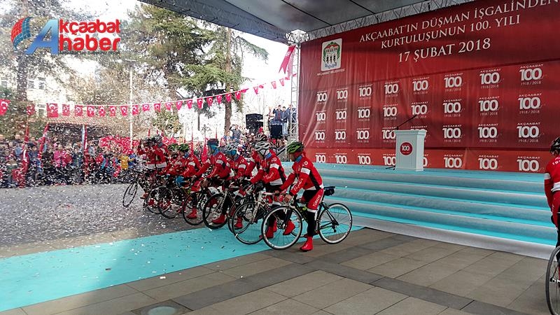 100. Yıla Muhteşem Kutlama 5