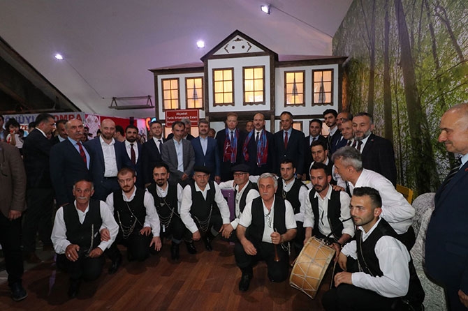 Ankara'da Akçaabat Rüzgarı Esti 8