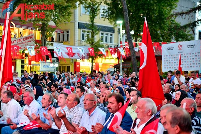 Demokrasi İçin Yürüdük 11