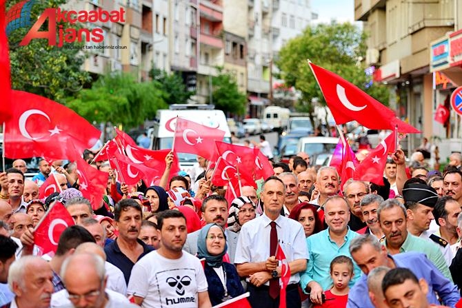 Demokrasi İçin Yürüdük 18