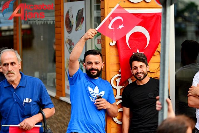 Demokrasi İçin Yürüdük 19