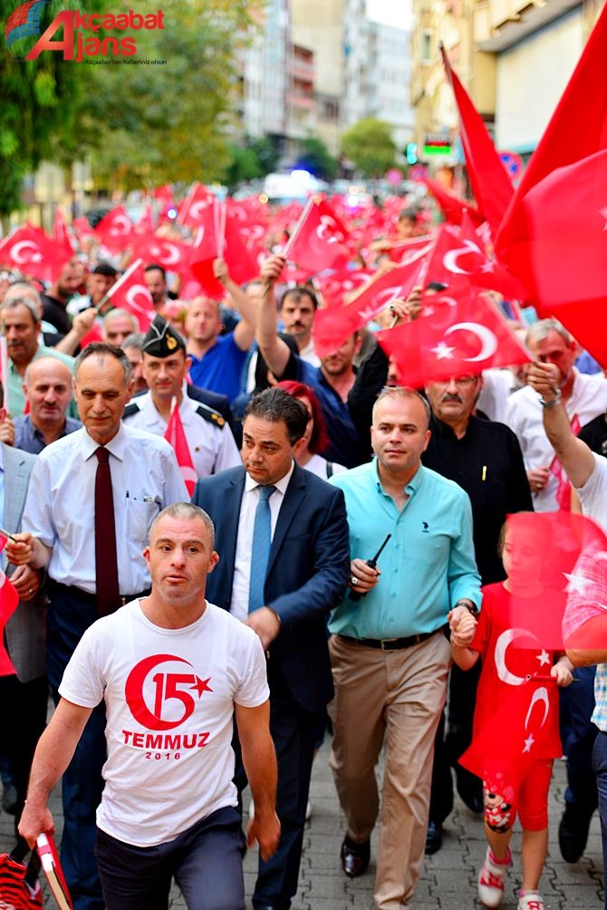 Demokrasi İçin Yürüdük 30