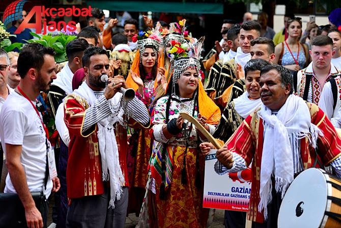 Akçaabat Renklendi 35