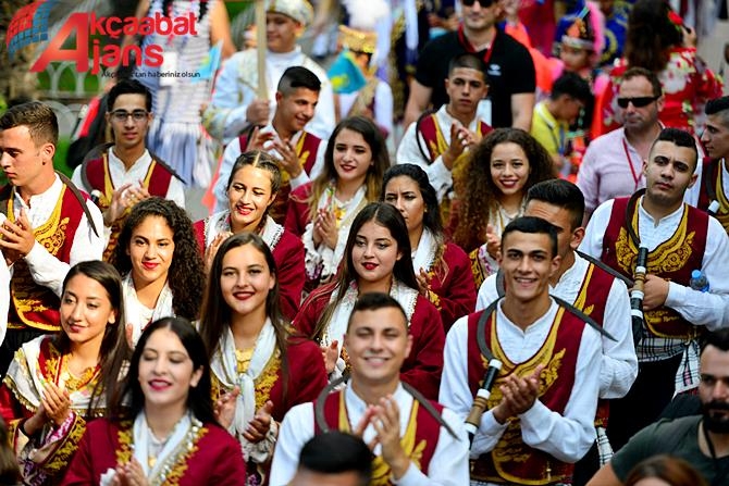 Akçaabat Renklendi 48