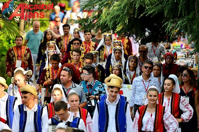 Akçaabat Renklendi 52