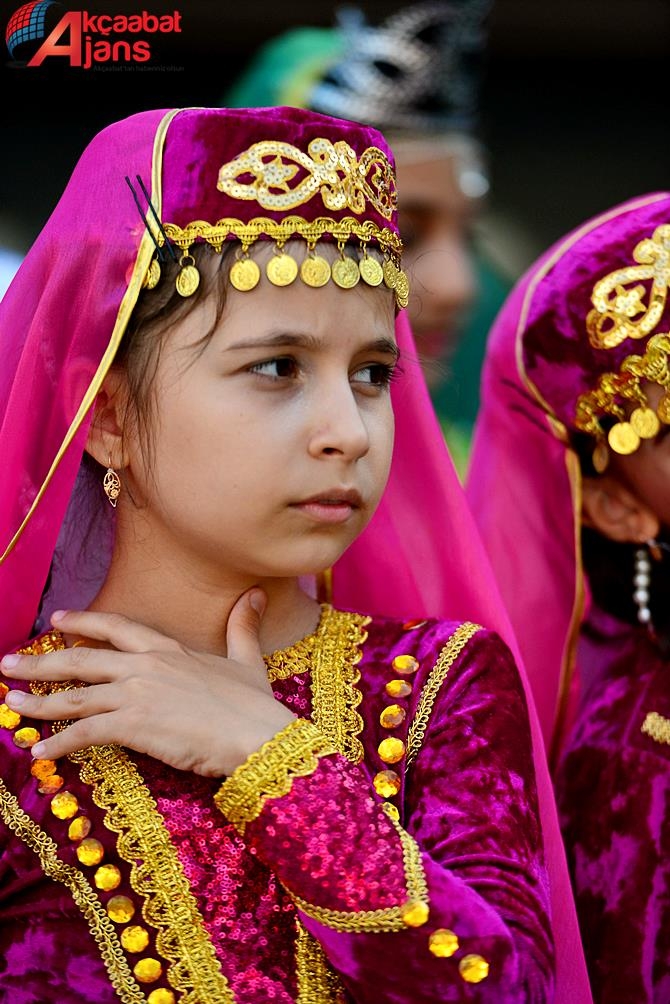 Akçaabat Renklendi 60