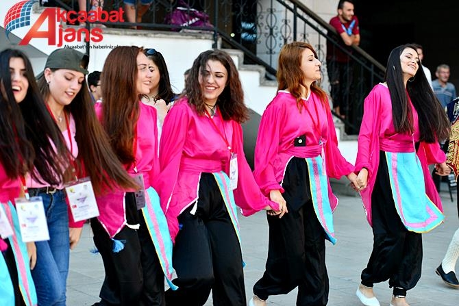 Akçaabat Renklendi 61