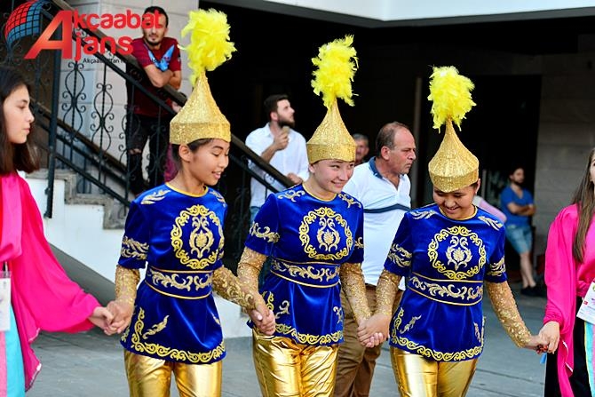 Akçaabat Renklendi 69