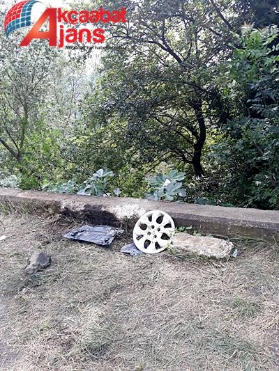 Araç Uçuruma Yuvarlandı 15