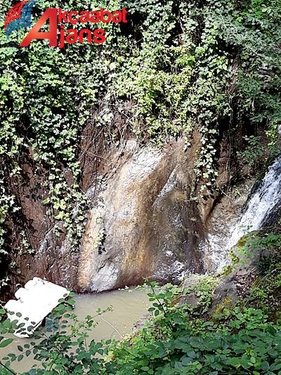 Araç Uçuruma Yuvarlandı 3