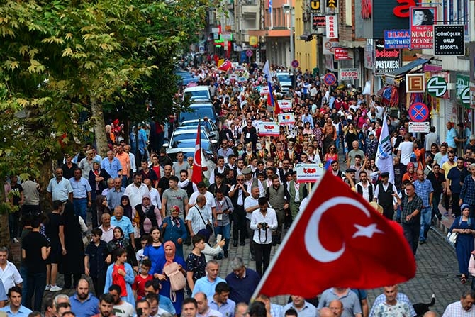 28. Uluslararası Akçaabat Müzik ve Halk Oyunları Festivali devam ediyor. 5
