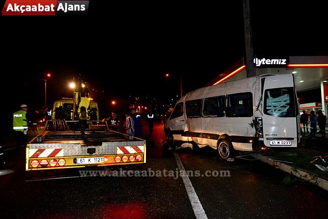 Akçaabat'ta Feci Kaza 1 Ölü 9 Yaralı 14
