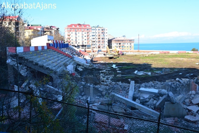 Fatih Stadı Yıkıldı 4