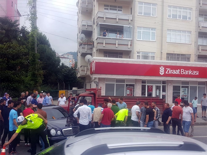 Akçaabat'ta Kaza 1 Yaralı 6