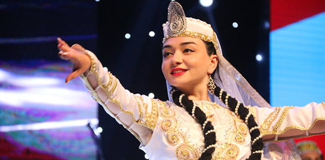 Festivale Muhteşem Final 8