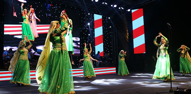 Festivale Muhteşem Final 9