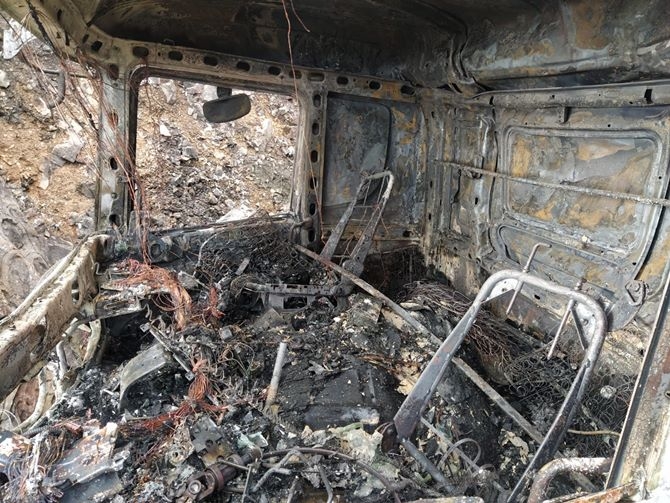 Gümüşhane'de Kamyon Yandı 22