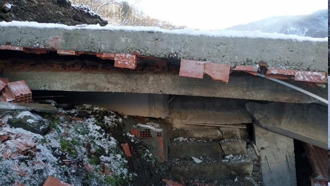 Akçaabat'ta Heyelan 3