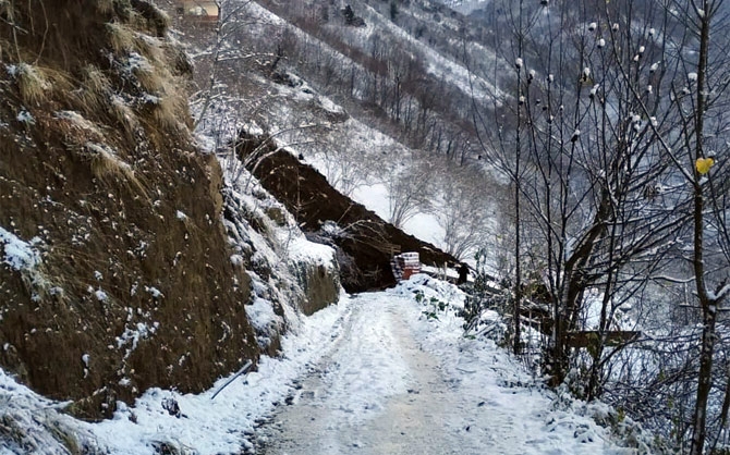 Akçaabat'ta Heyelan 5