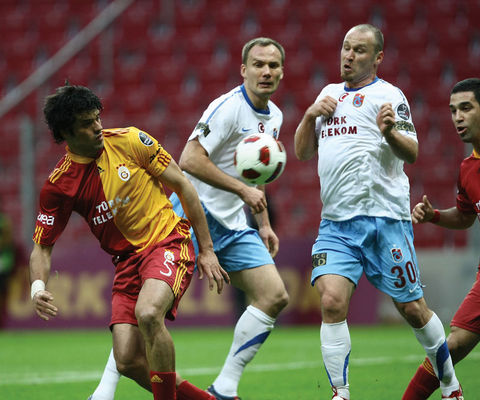 ŞAMPİYONLUĞA DOĞRU 1