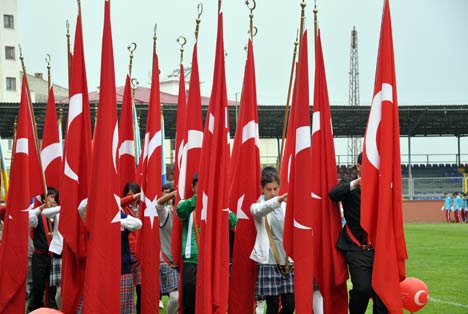 19 MAYIS'I KUTLADIK 11