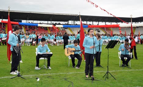 19 MAYIS'I KUTLADIK 7