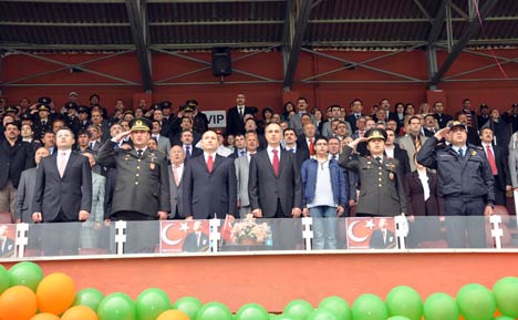 19 MAYIS'I KUTLADIK 8