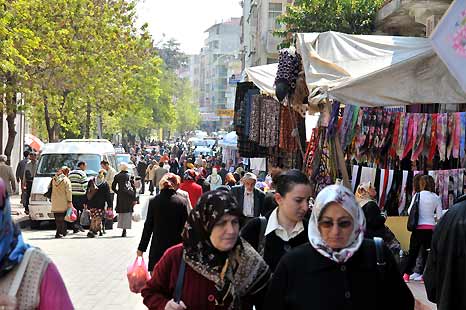 SALI PAZARI 11