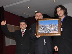 Erbakan Hoca Anıldı