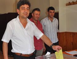 Tepegören Muhtarını Seçti