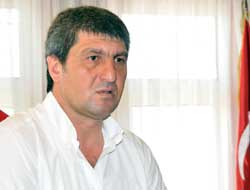 Kaynar Yeniden Başkan
