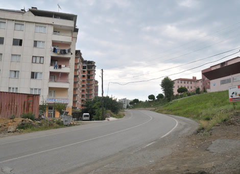 Cumur Caddesi Yıldızlı'da
