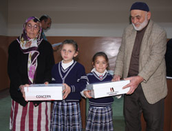 Erikli Derneği 7’den 70’e el ele.