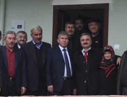 Fakirlere Devlet Ev Yapıyor