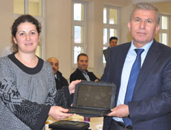 Öğrencilere Tablet Bilgisayar