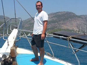 Haydar Baş'ın Yeğeni Hayatını Kaybetti